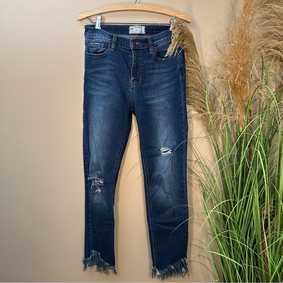 Free People Skinny Frayed Hem Jeans - Picture 4 of 9